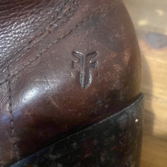 NWT Frye Lucinda Short Reddish Dark Brown Size 6 - Picture 13 of 13